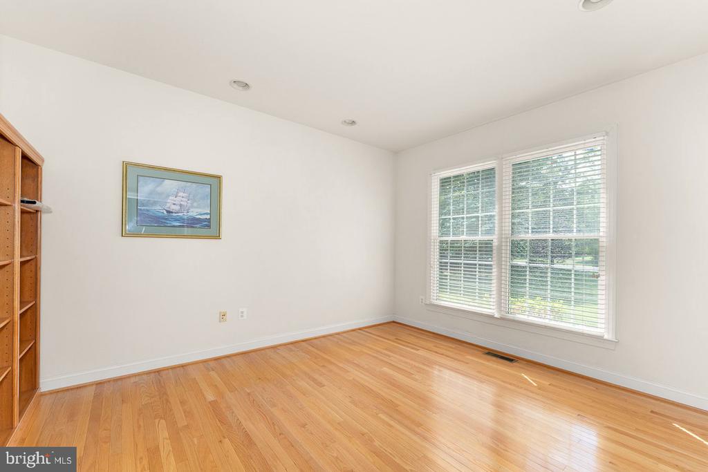 17277 KETTLEBROOK LANDING