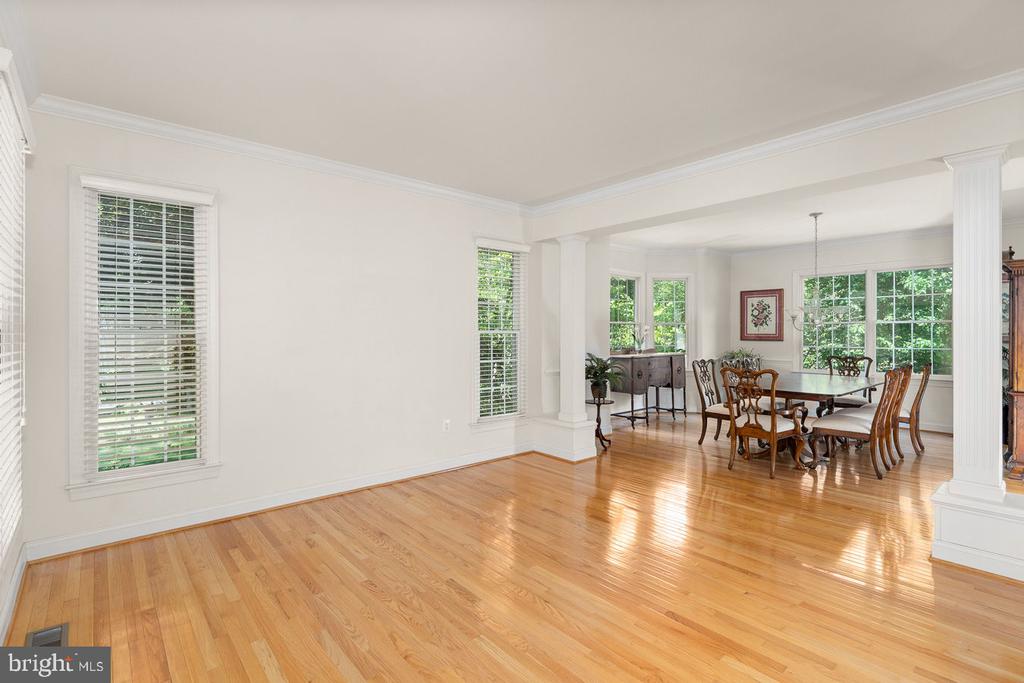 17277 KETTLEBROOK LANDING