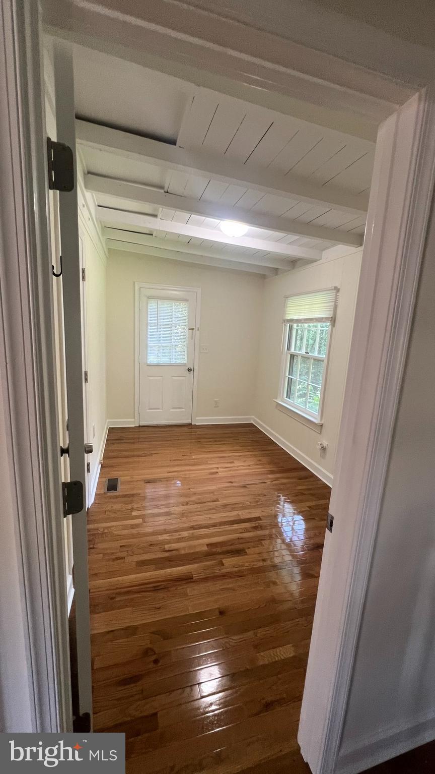 106 Cedar Ln