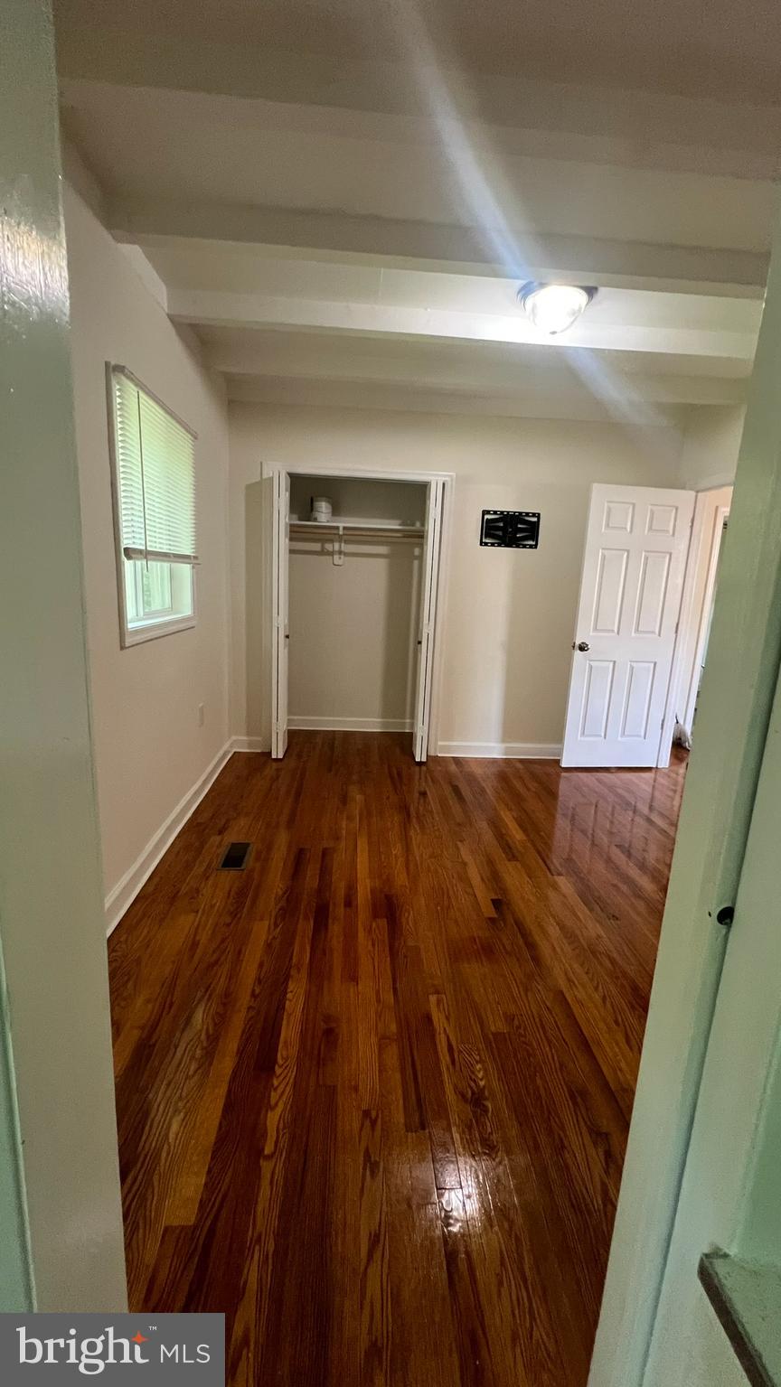 106 Cedar Ln