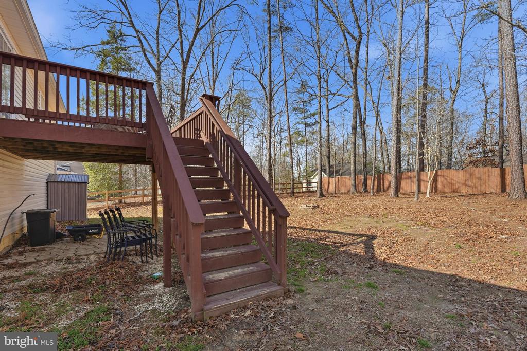 219 HOLLYSIDE DRIVE