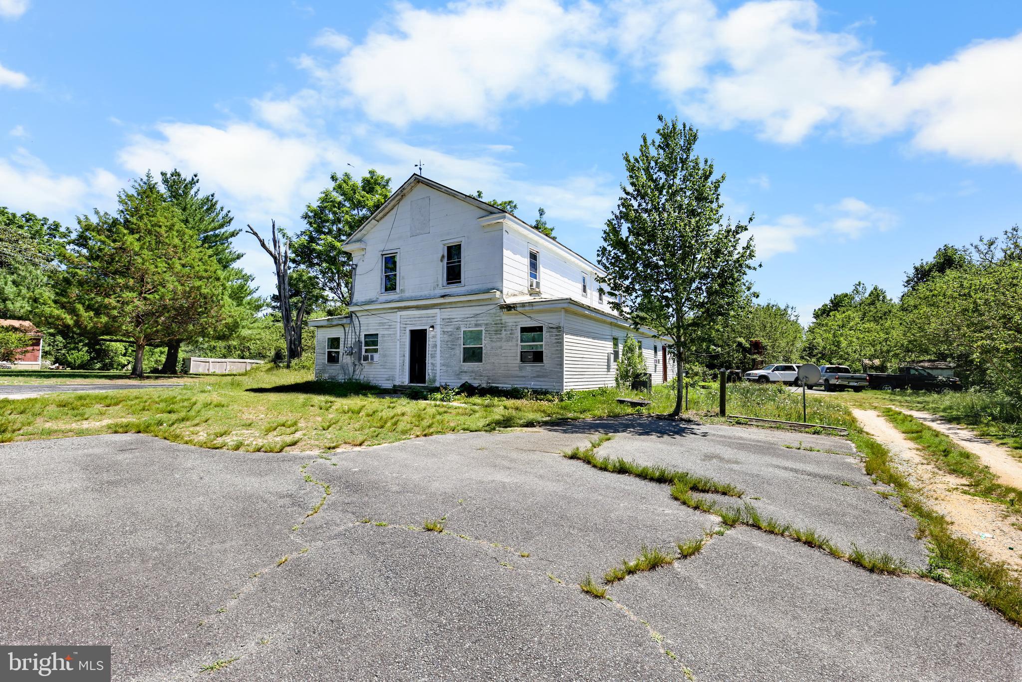 3991 DUNBROOKE ROAD