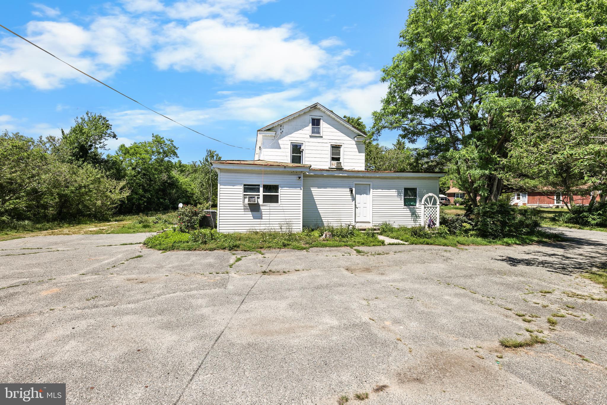 3991 DUNBROOKE ROAD