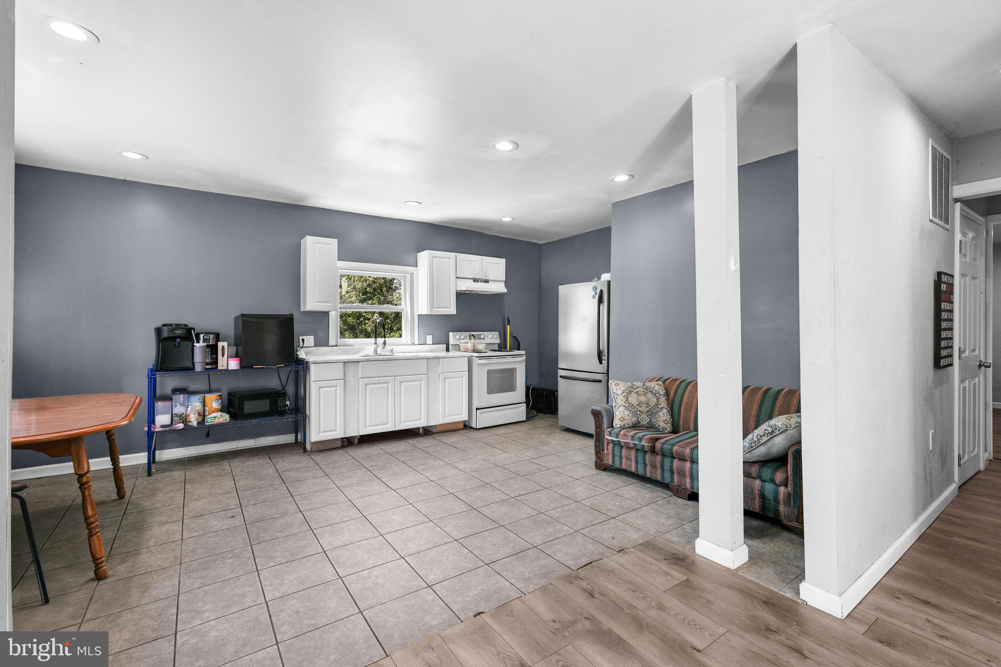 3991 DUNBROOKE ROAD
