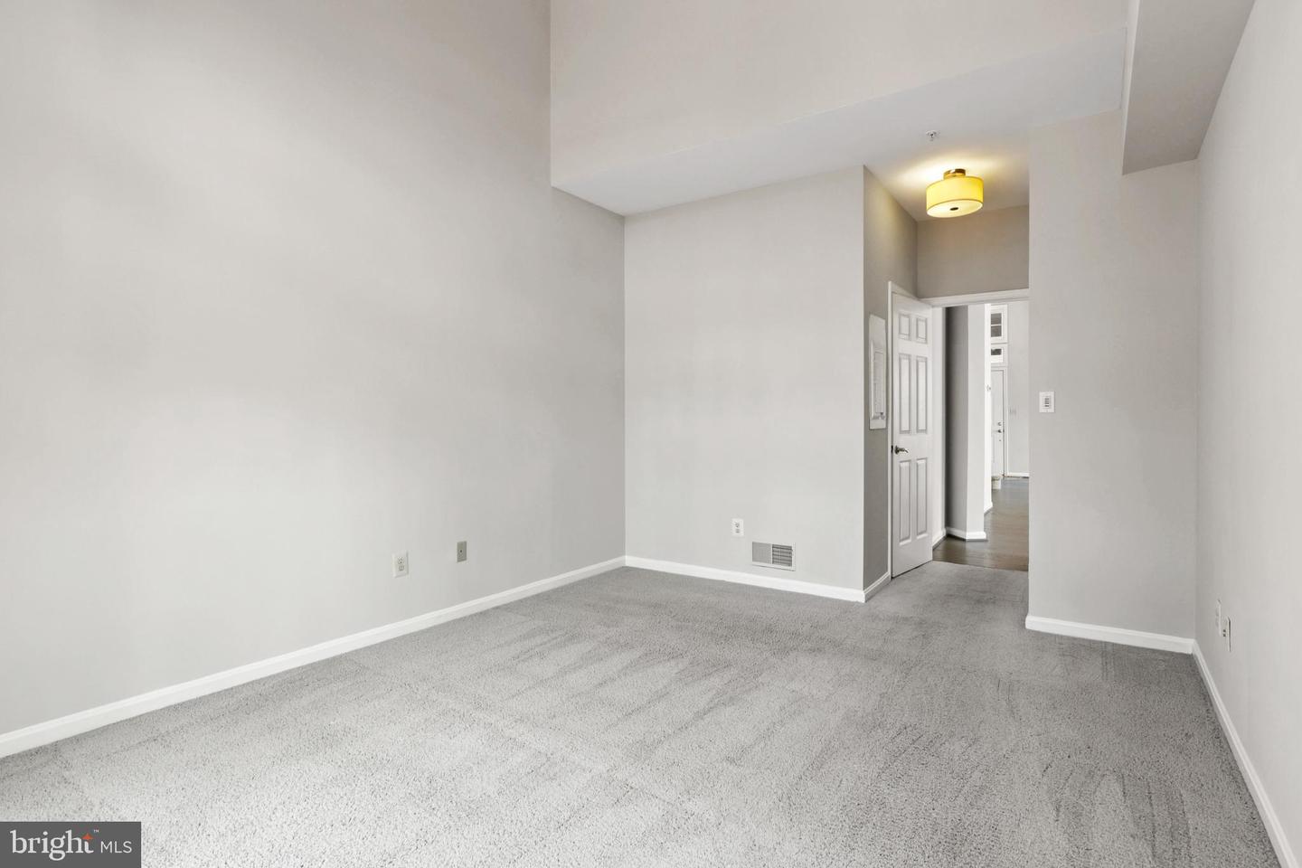 7035 HAYCOCK ROAD Unit: 105