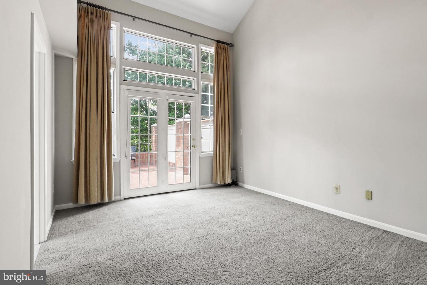 7035 HAYCOCK ROAD Unit: 105