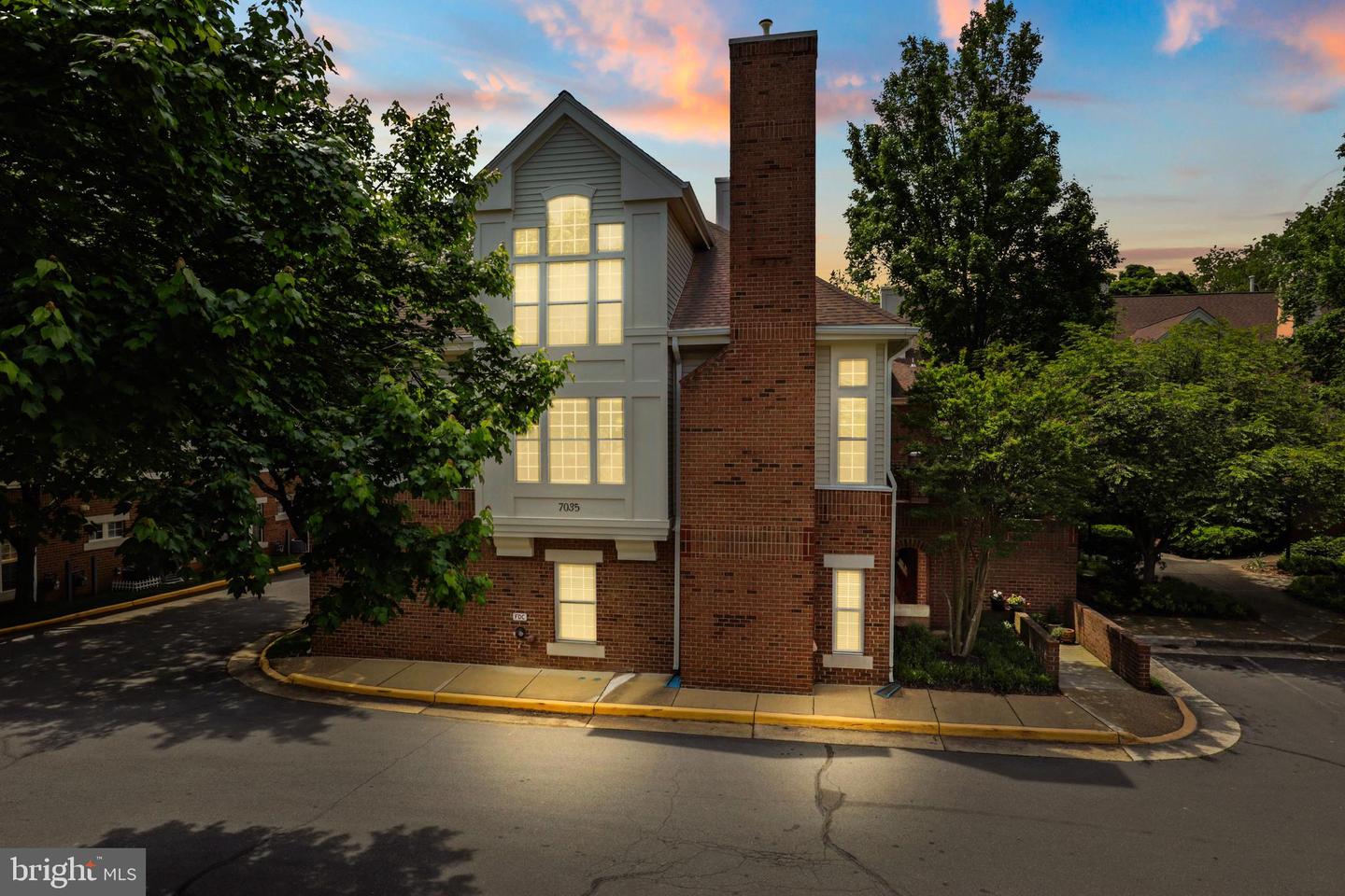 7035 HAYCOCK ROAD Unit: 105