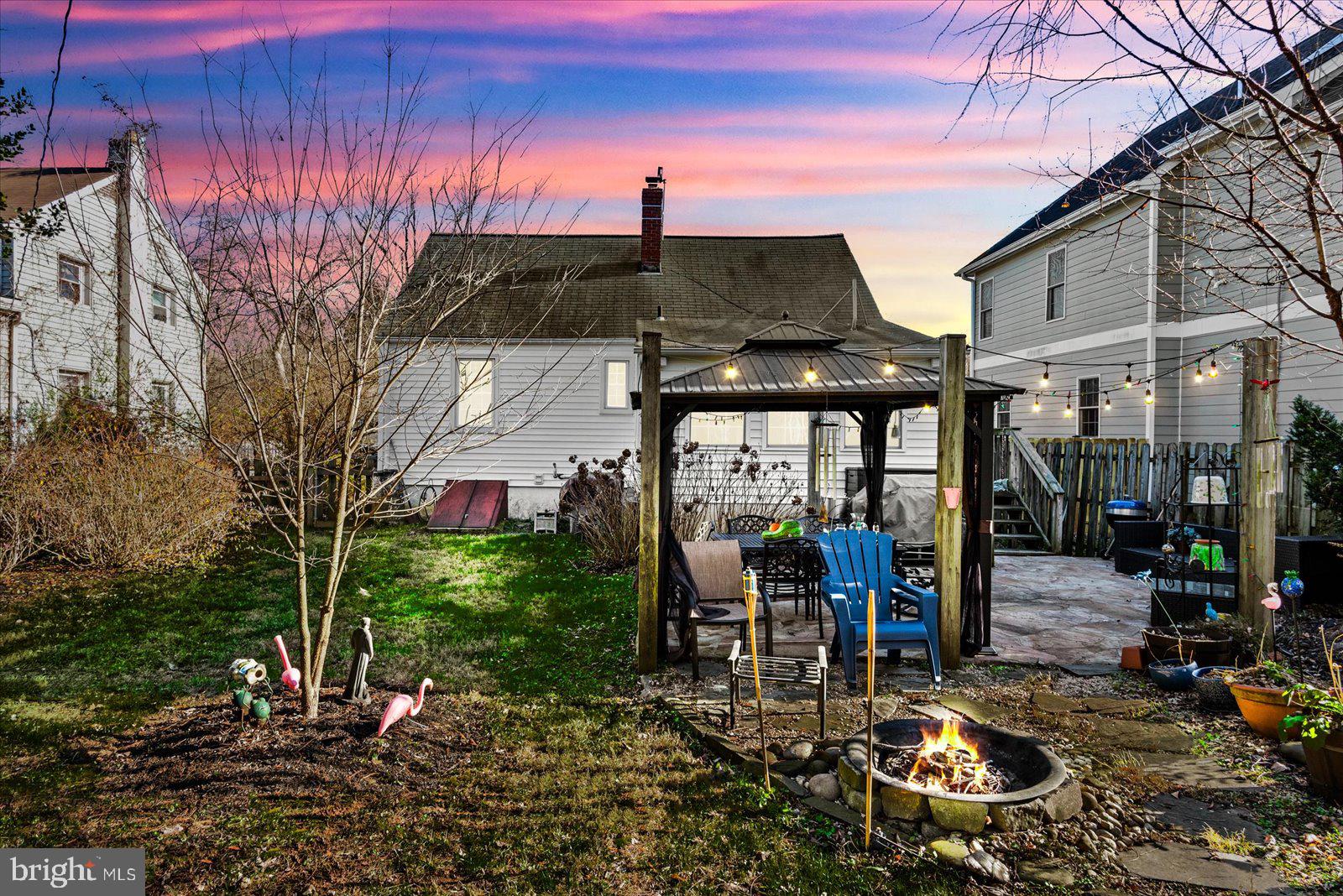 121 W Westmoreland ROAD