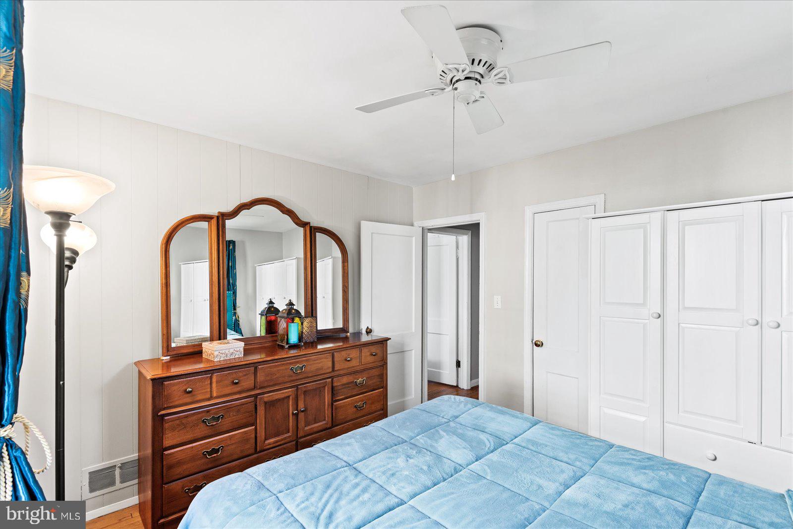 121 W Westmoreland ROAD