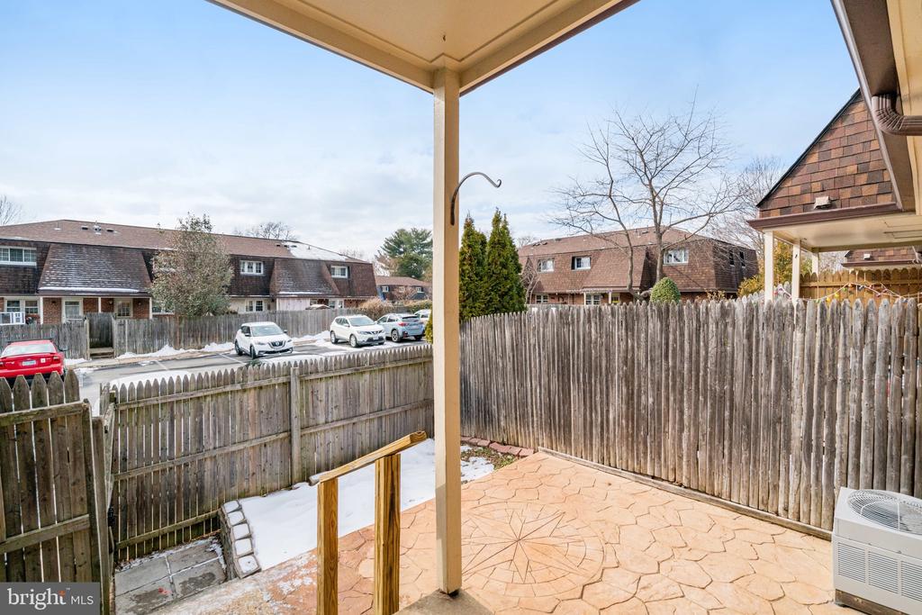 144 S Virginia Ave #31