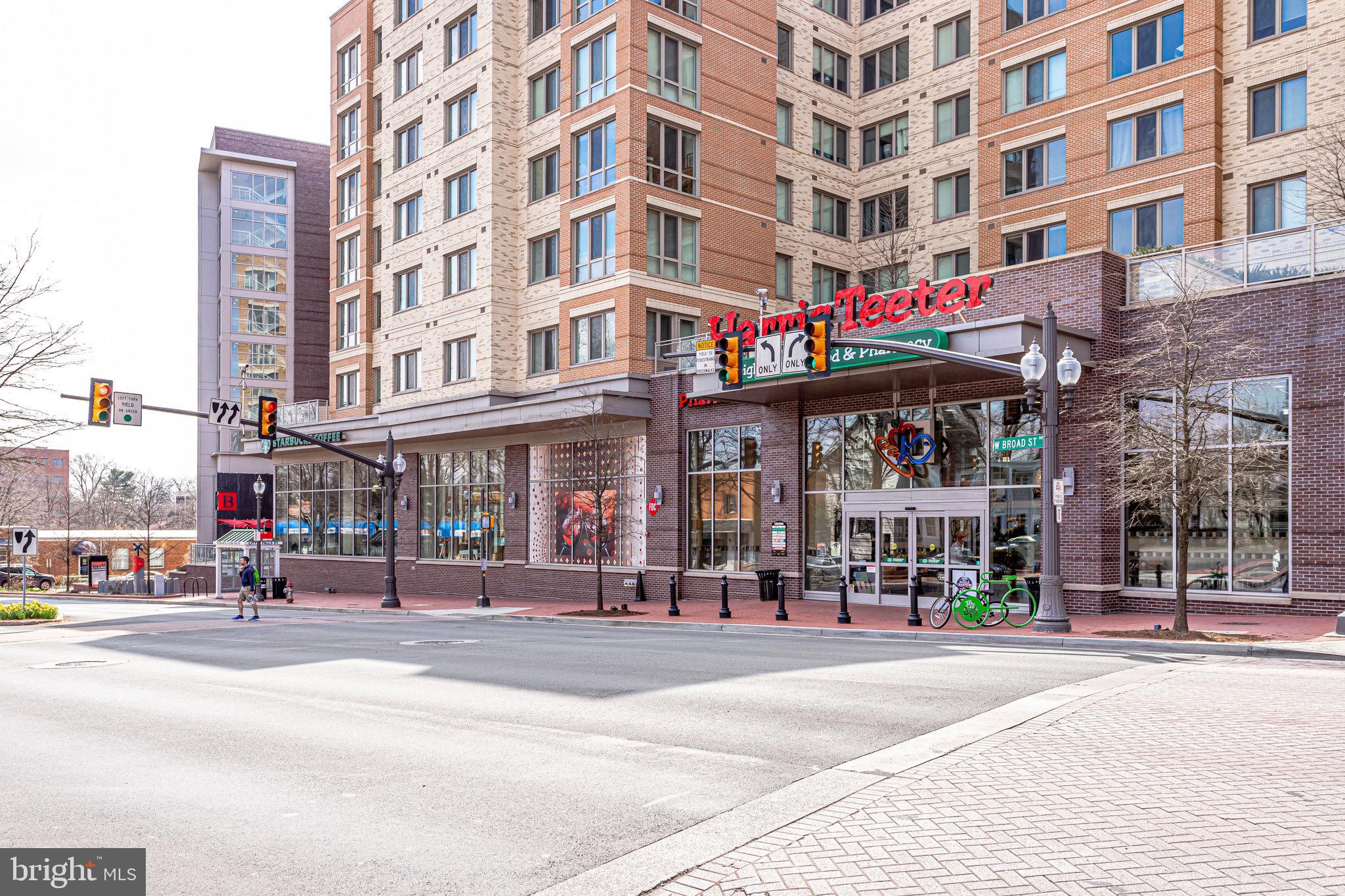 144 S Virginia Ave #31
