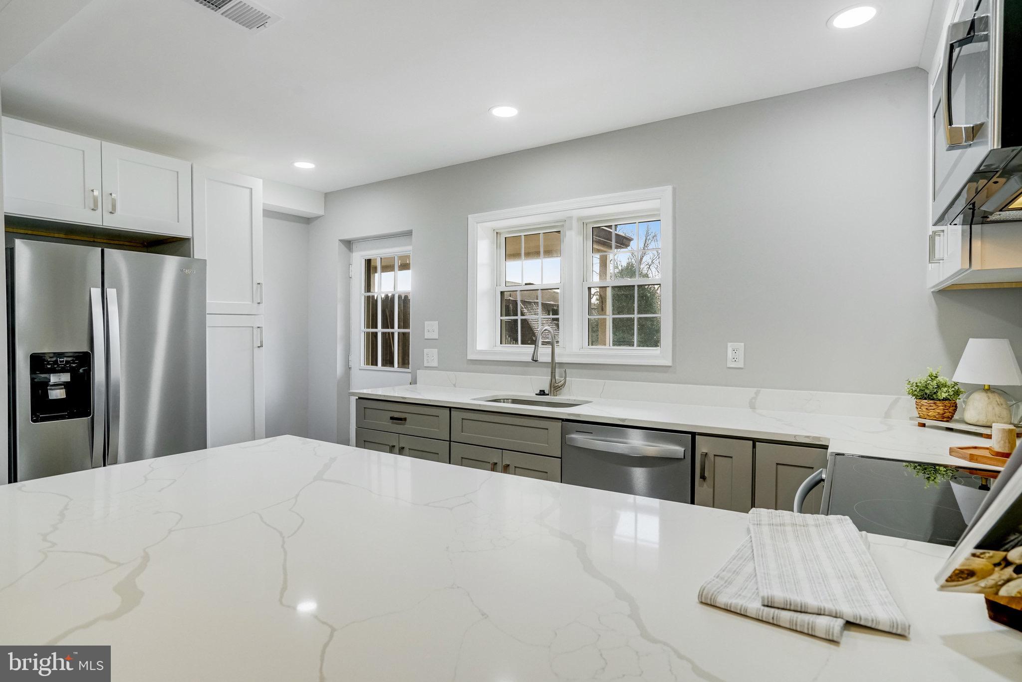 144 S Virginia Ave #31
