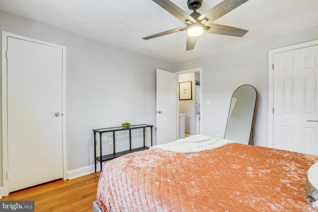 144 S Virginia Ave #31