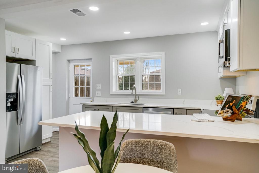144 S Virginia Ave #31