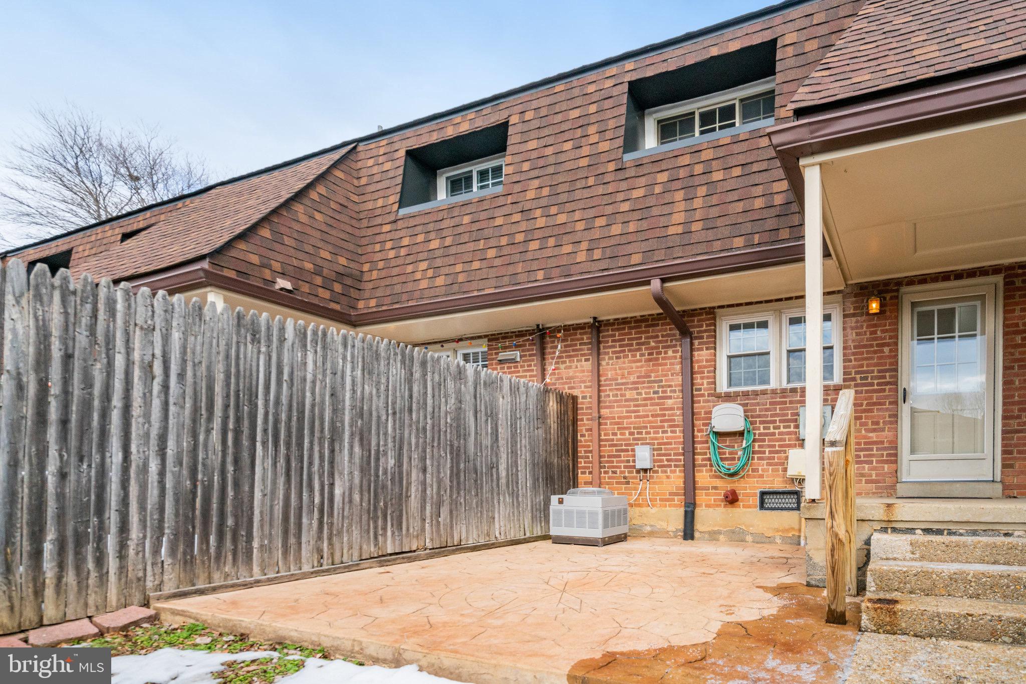 144 S Virginia Ave #31