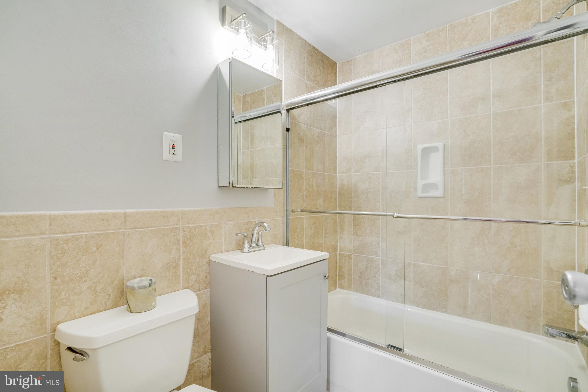 144 S Virginia Ave #31