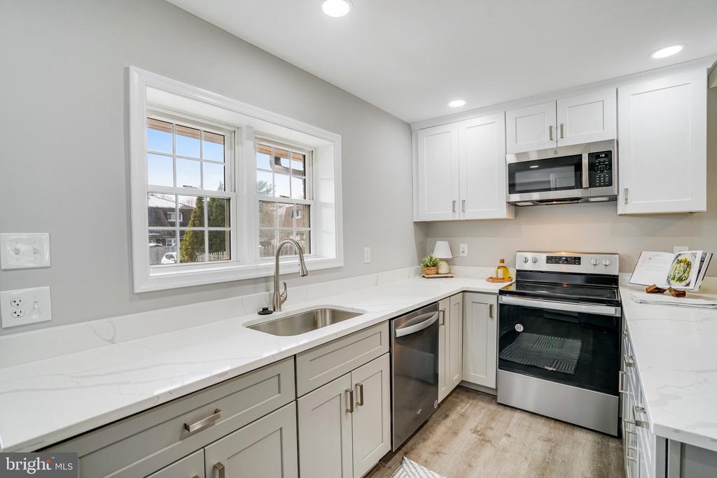 144 S Virginia Ave #31