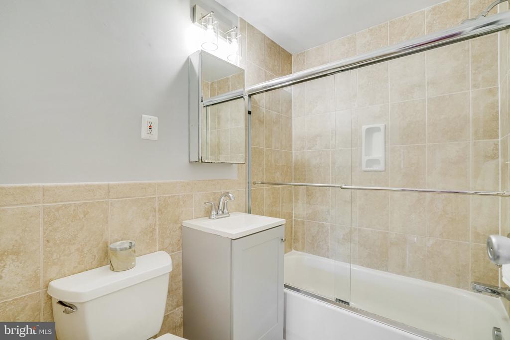 144 S Virginia Ave #31