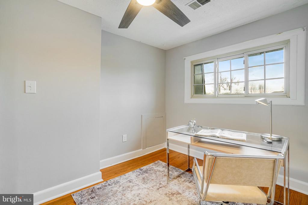 144 S Virginia Ave #31