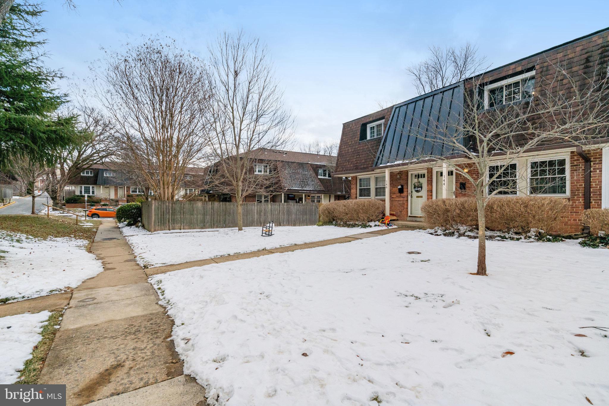 144 S Virginia Ave #31