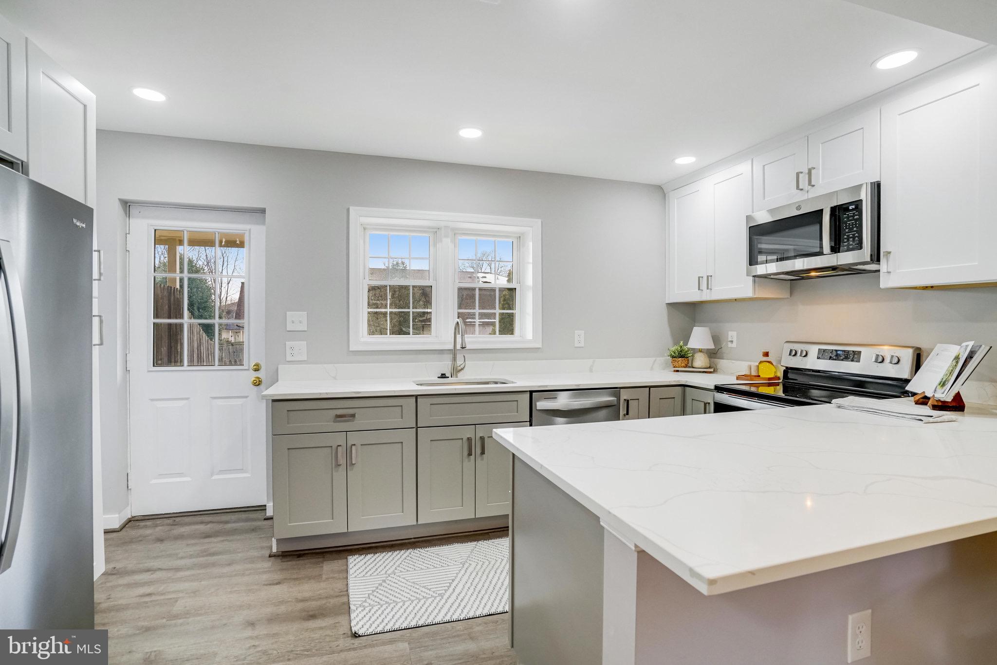 144 S Virginia Ave #31