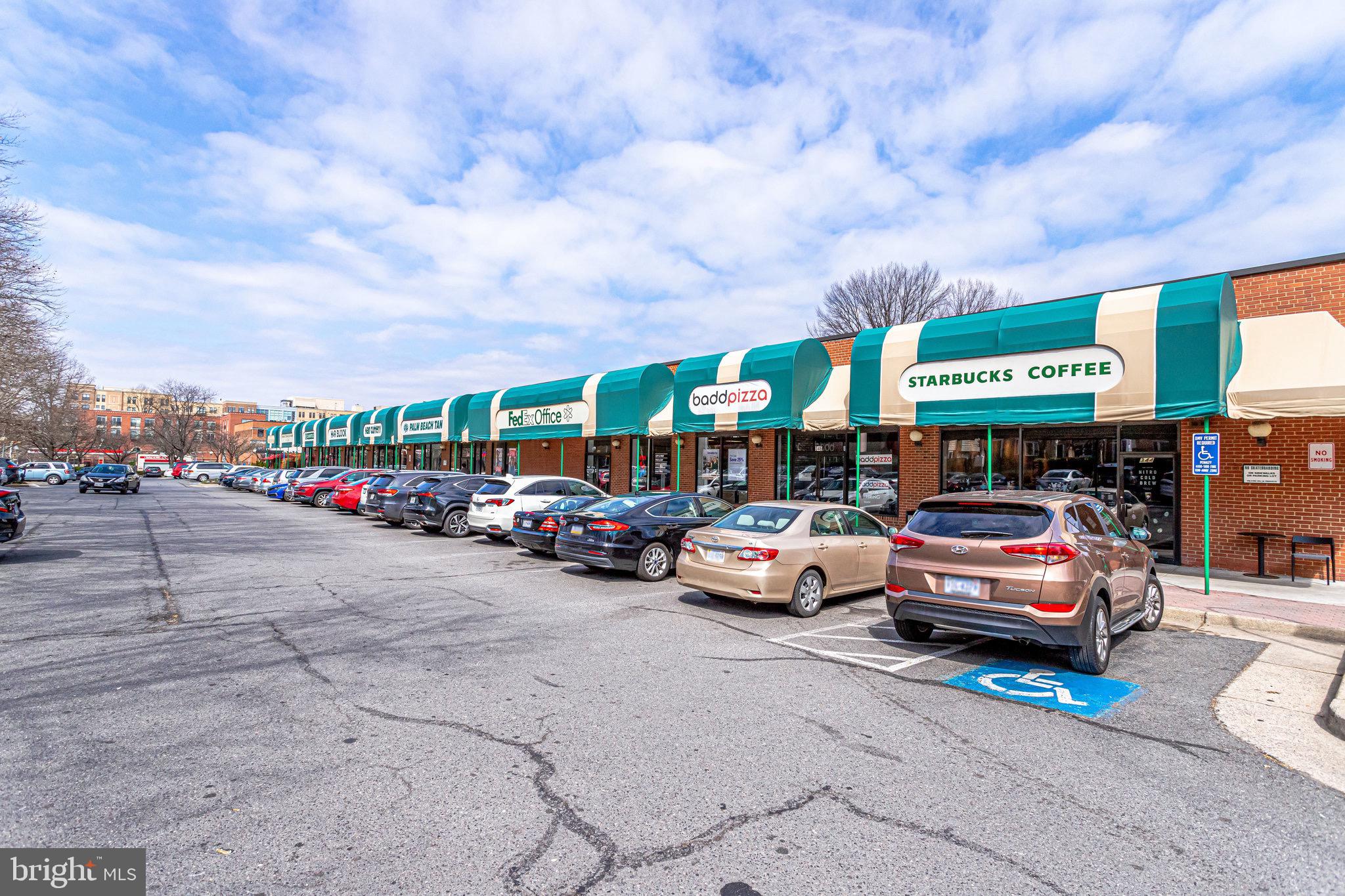 144 S Virginia Ave #31