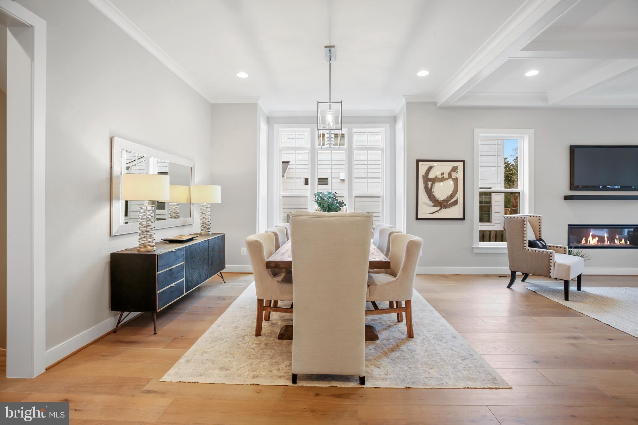 411 S VIRGINIA AVENUE