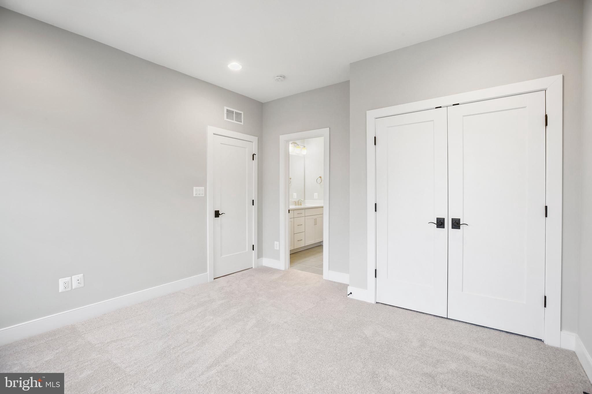 411 S VIRGINIA AVENUE