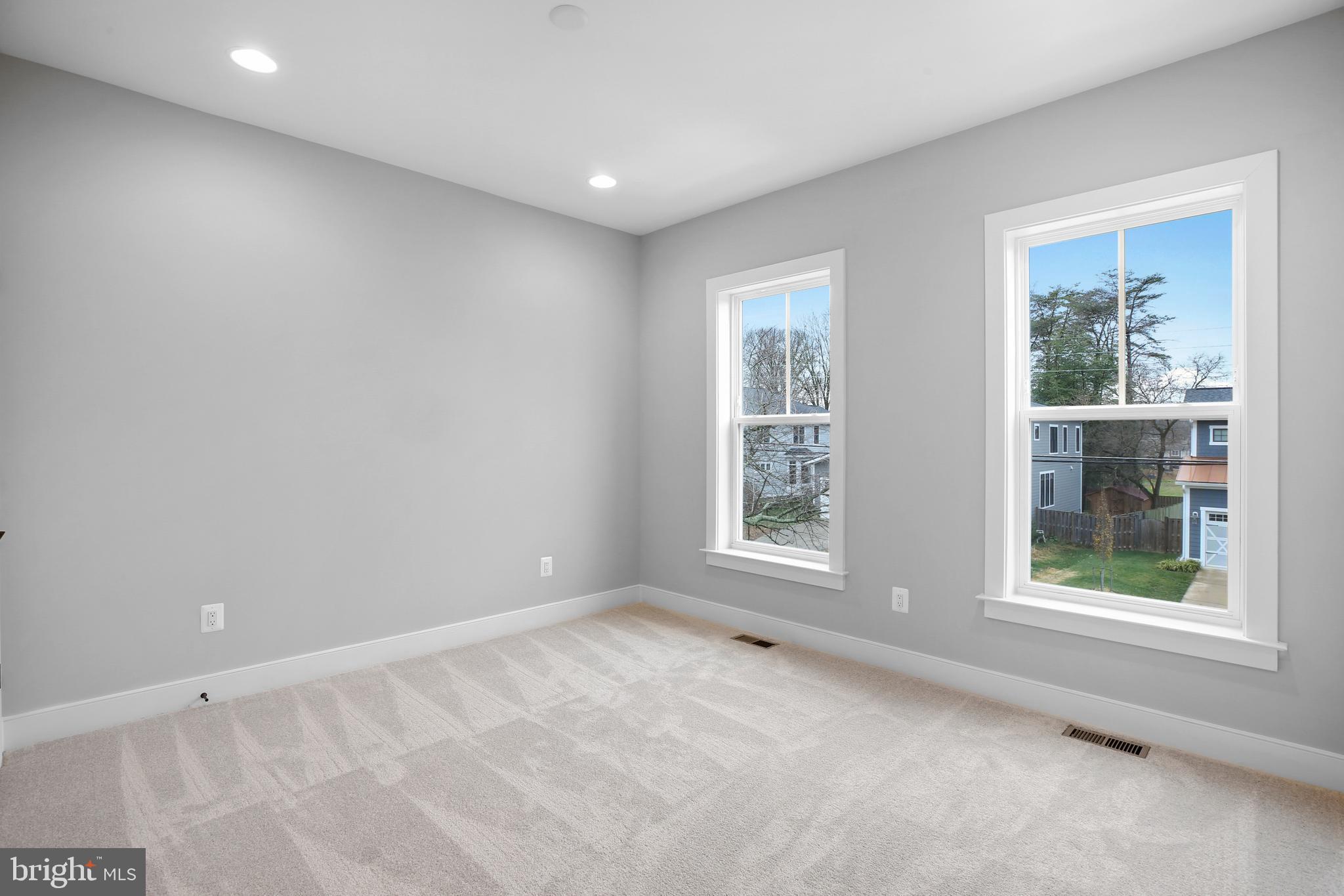 411 S VIRGINIA AVENUE