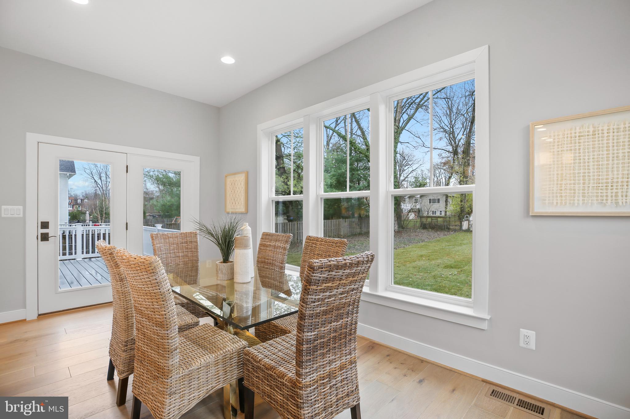 411 S VIRGINIA AVENUE