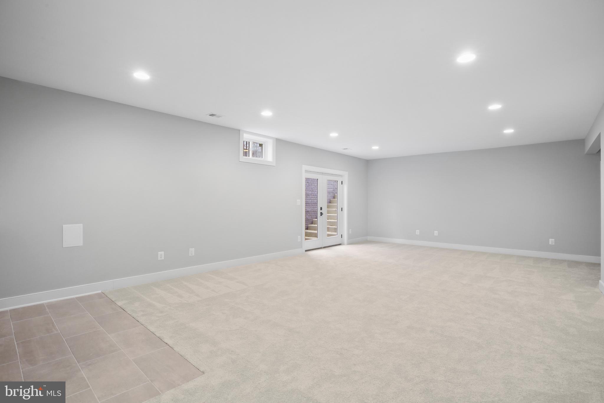 411 S VIRGINIA AVENUE