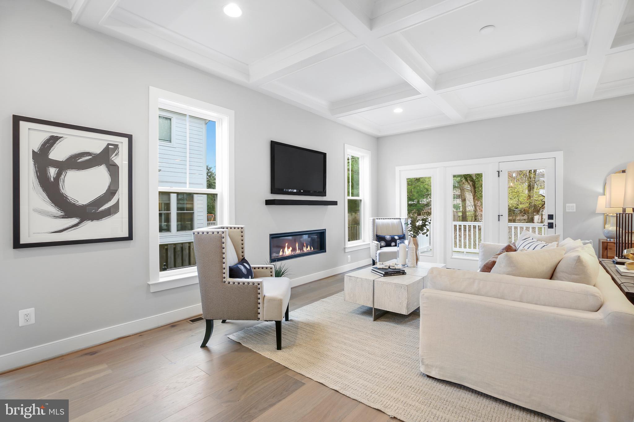 411 S VIRGINIA AVENUE