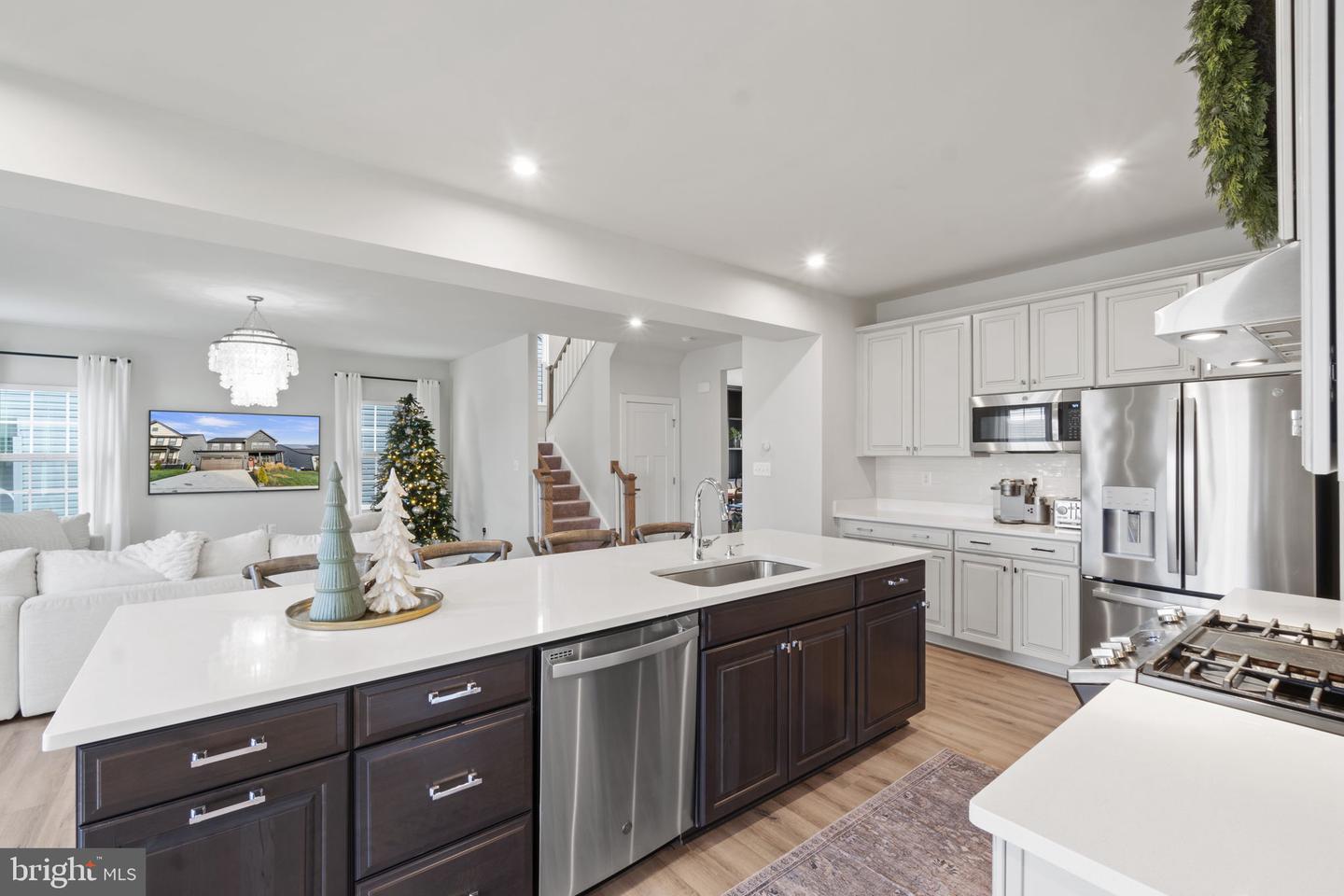 1603 RAMPART DRIVE