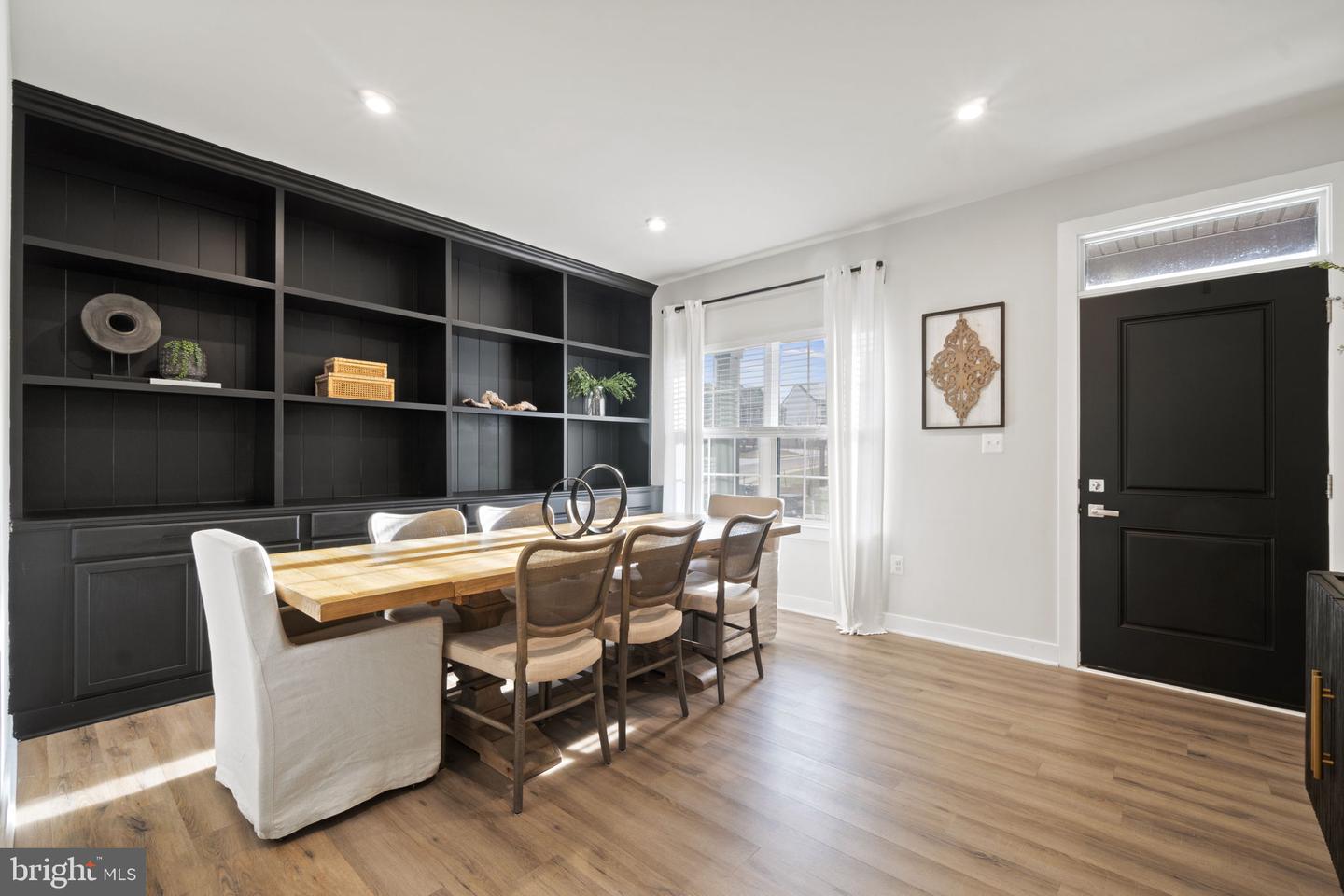 1603 RAMPART DRIVE