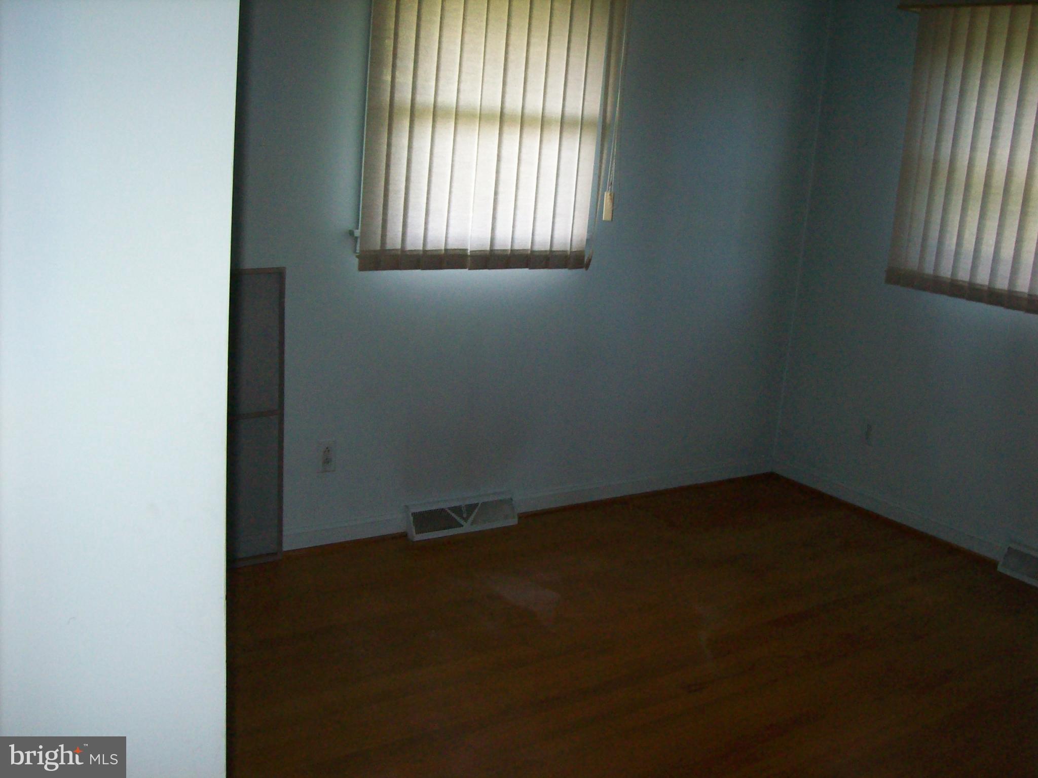 103 Woodland Rd