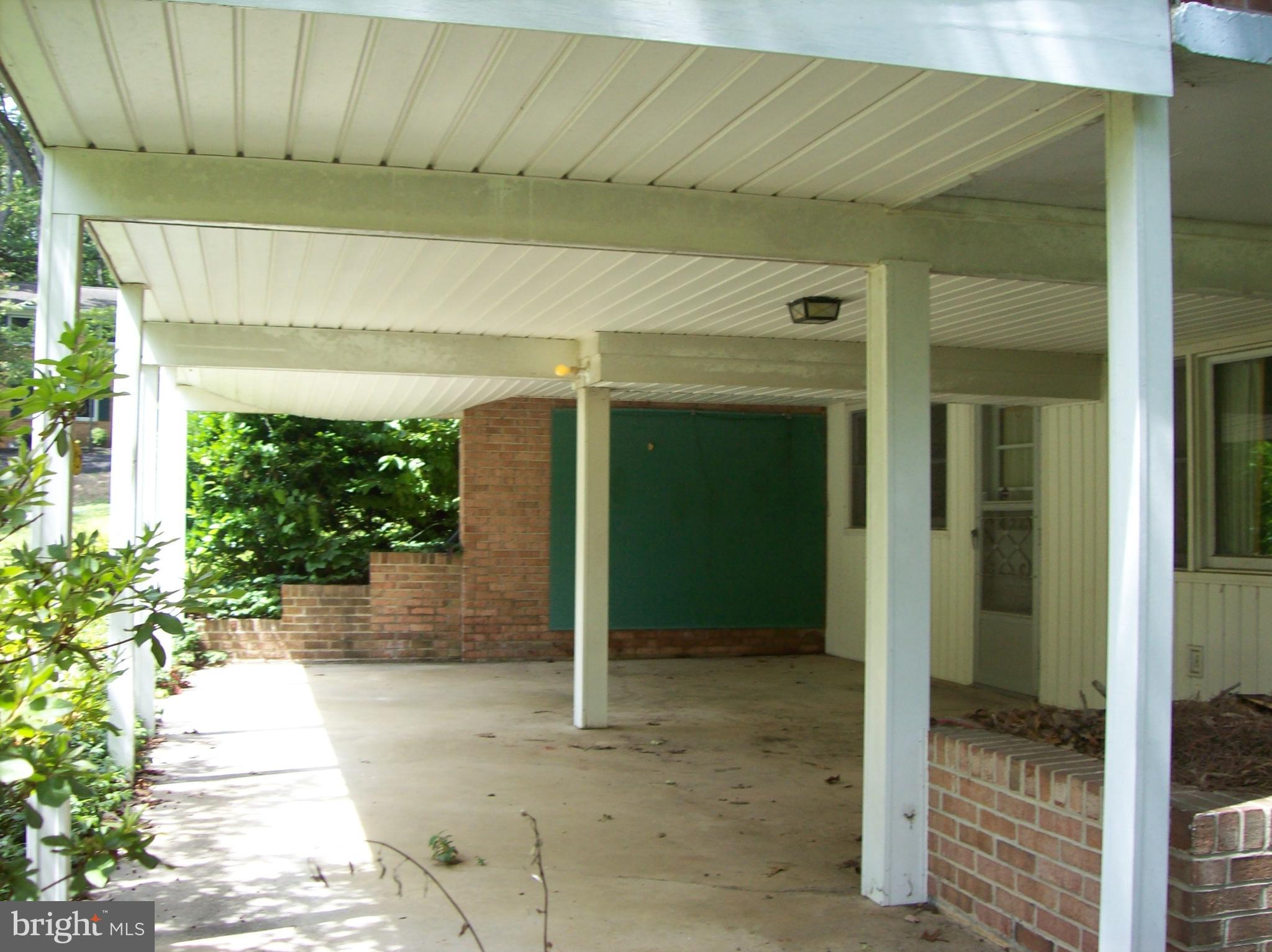 103 Woodland Rd