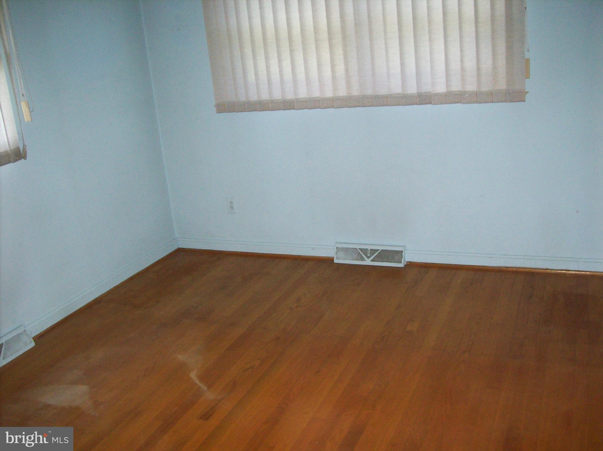 103 Woodland Rd