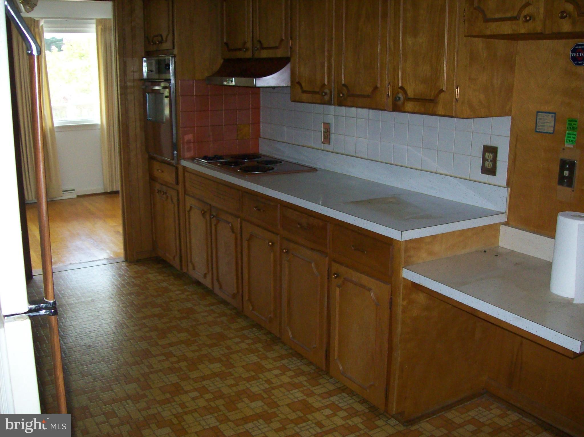 103 Woodland Rd
