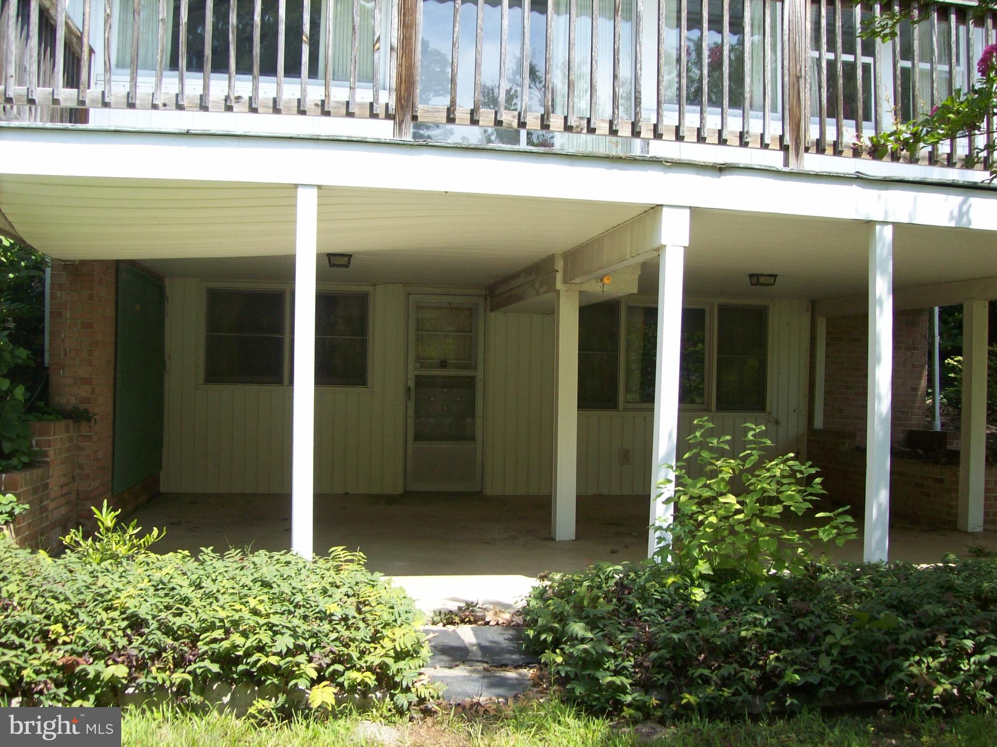 103 Woodland Rd