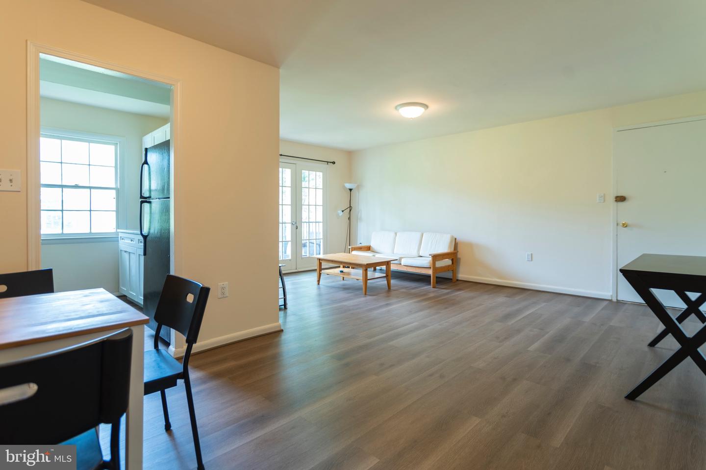 9453 FAIRFAX BOULEVARD Unit: 202