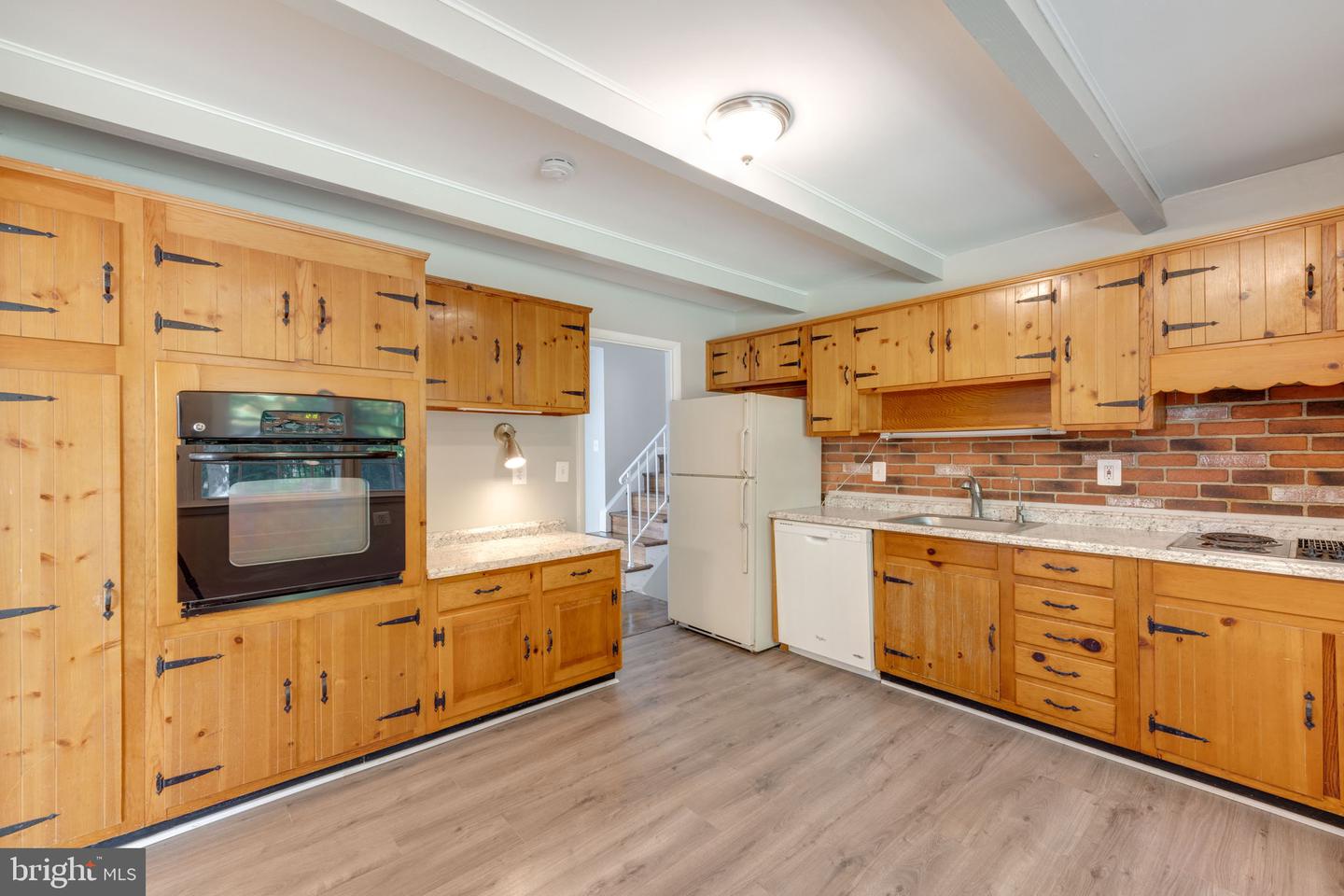 9912 COLONY ROAD