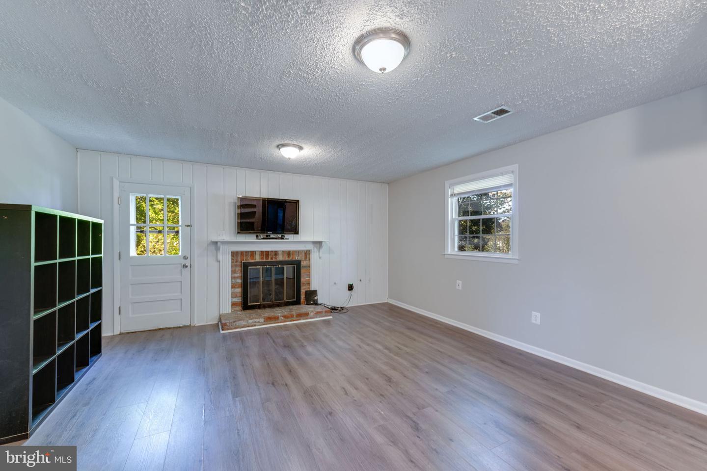 9912 COLONY ROAD