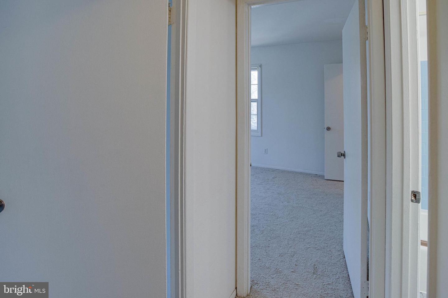 3945 LYNDHURST DRIVE Unit: 301