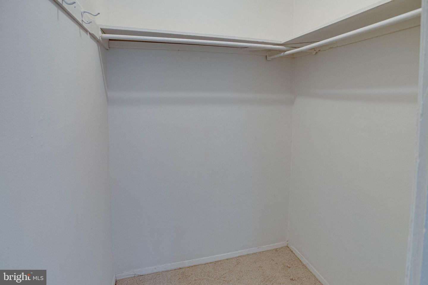 3945 LYNDHURST DRIVE Unit: 301