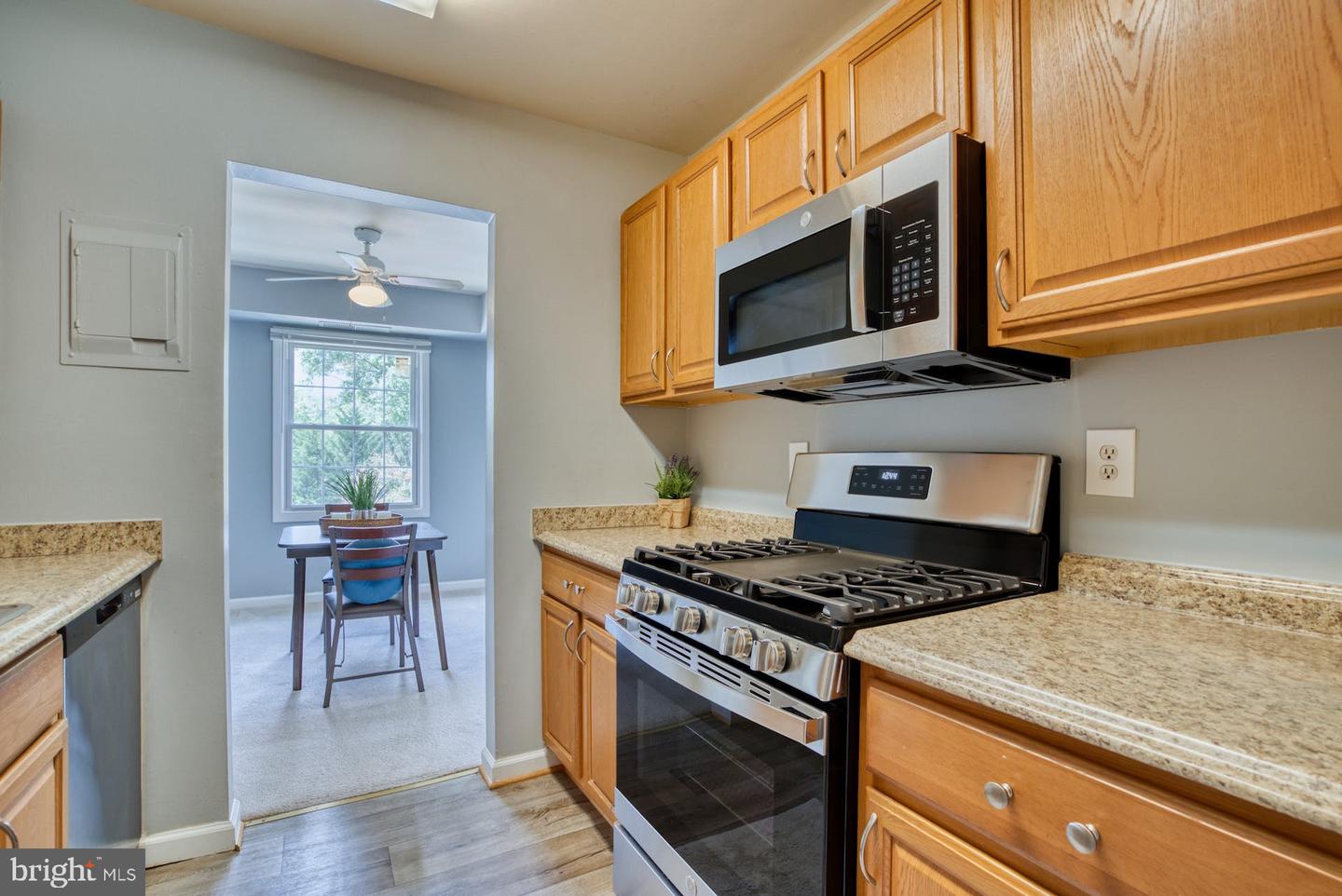 3961 LYNDHURST DRIVE Unit: 301