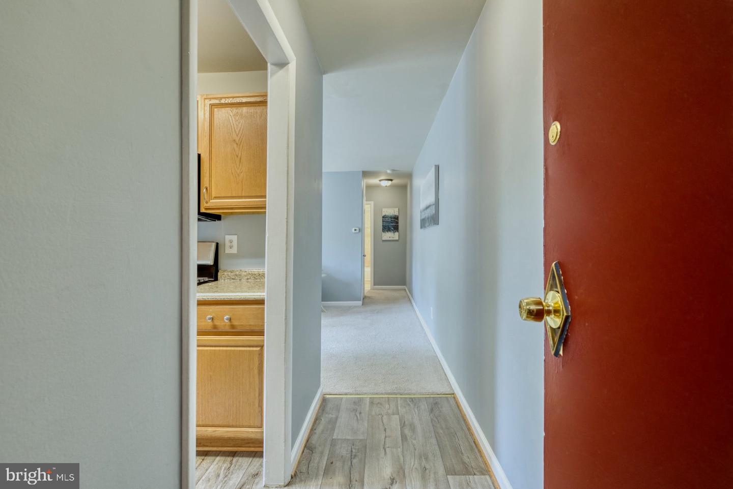 3961 LYNDHURST DRIVE Unit: 301