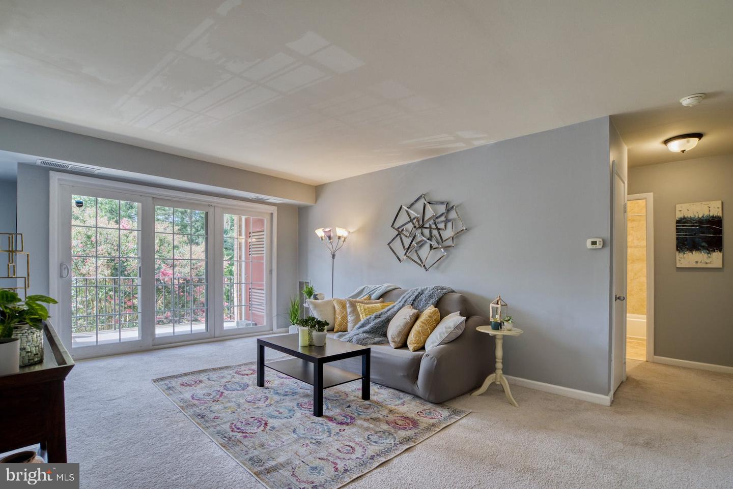 3961 LYNDHURST DRIVE Unit: 301