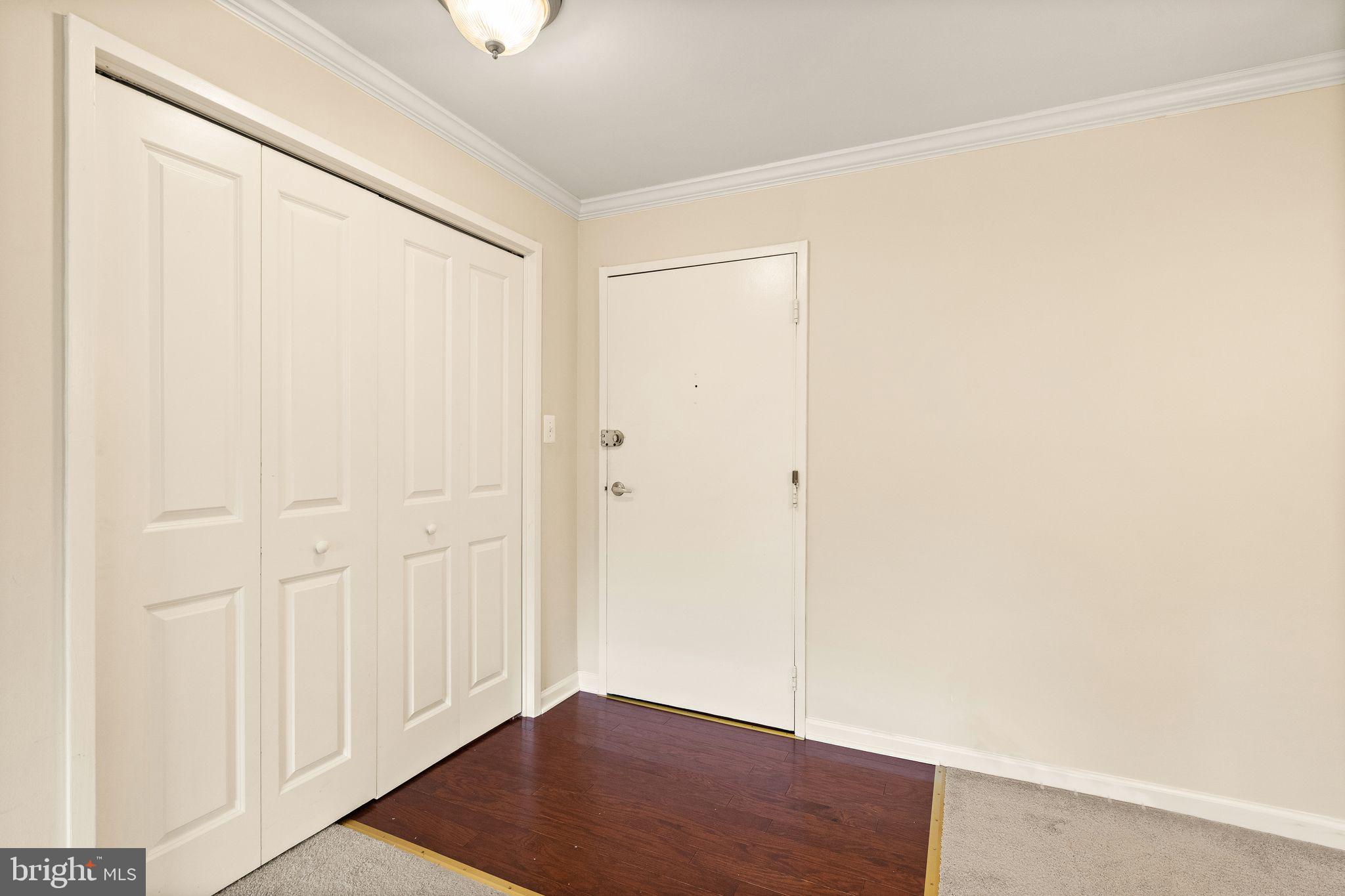 10570 MAIN STREET Unit: 519