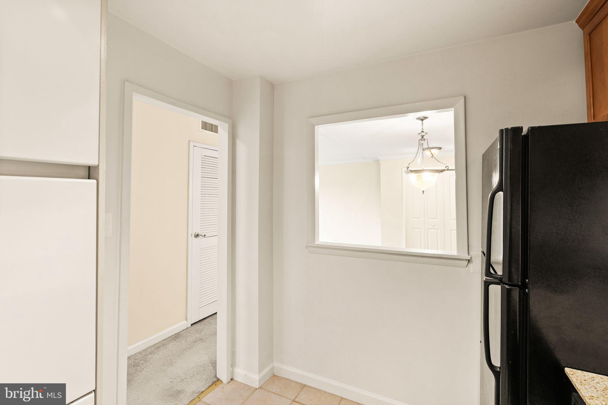 10570 MAIN STREET Unit: 519