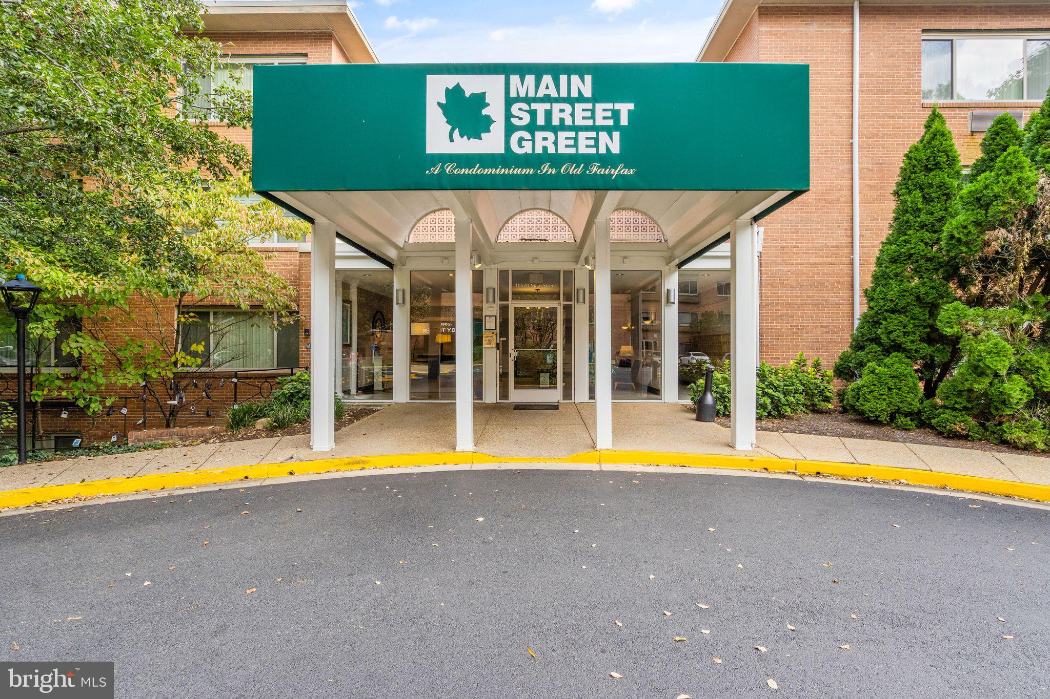 10570 MAIN STREET Unit: 519